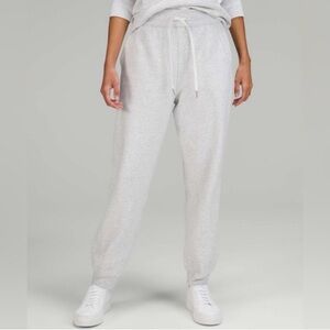 LULULEMON- Scuba High Rise Relaxed Jogger Grey Size 8